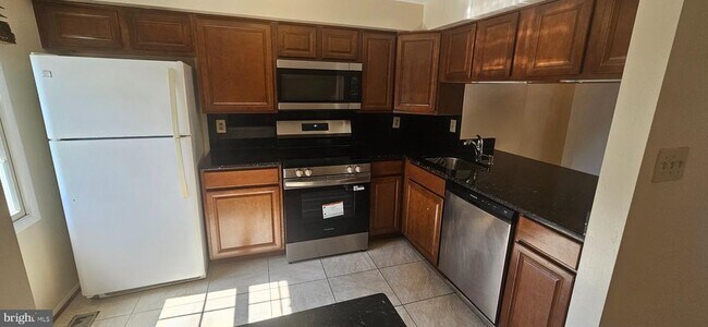 Photo - 23 Cross Ridge Ct