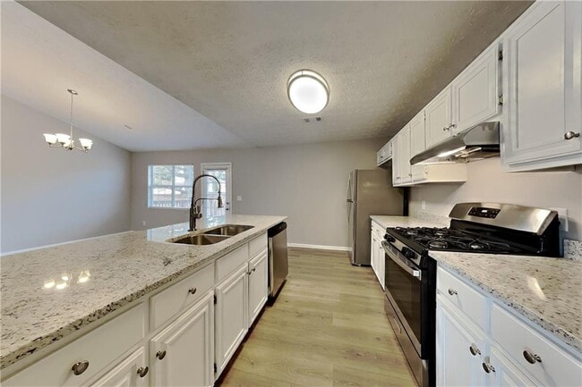 Photo - 3202 Windgate Dr