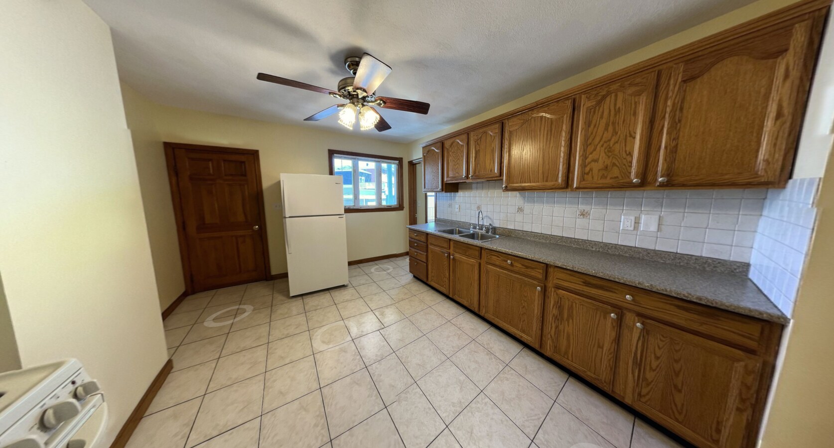 Photo - 225 Holland St Unidad 2