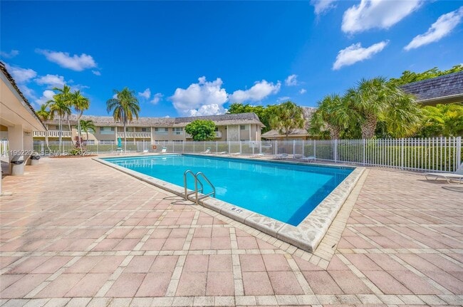 Photo - 7480 Miami Lakes Dr Unit G105