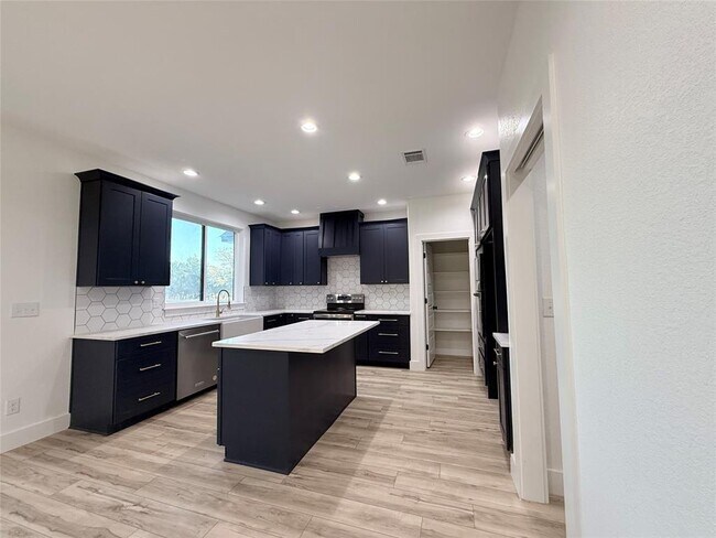 Photo - 21000 Nantucket Cove