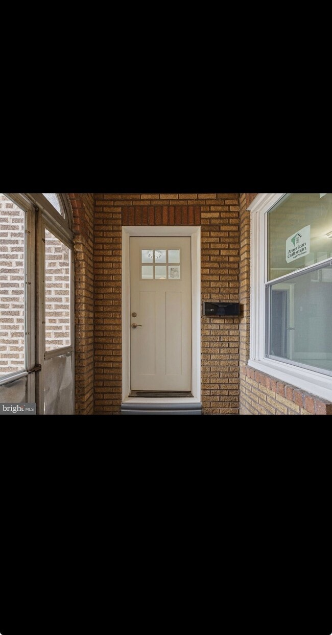 Photo - 6617 Rutland St