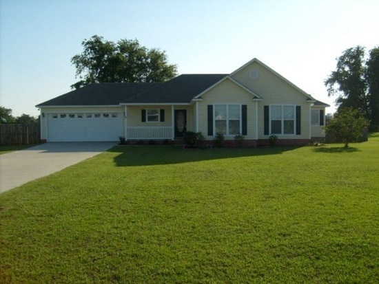 Building Photo - Home in Lakeland, GA