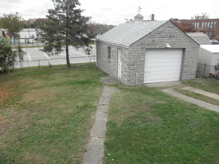 Photo - 7402 School Ave