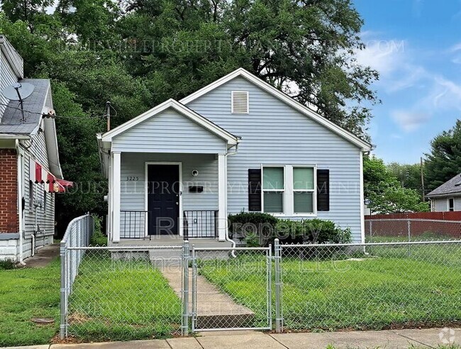 Building Photo - 3225 Kirby Ave Rental