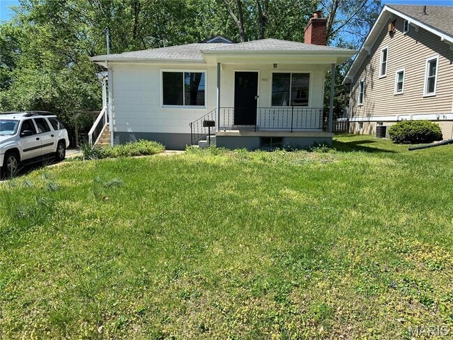 Photo - 7831 Elton St