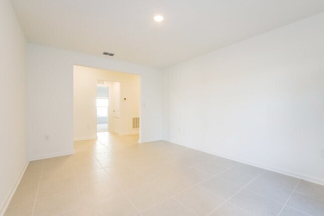 Photo - 1338 Inkberry Cir