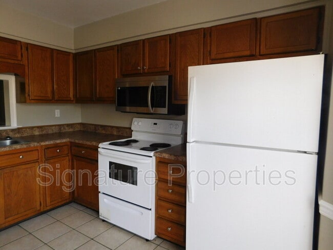 Photo - 5557 Old Guard Crescent