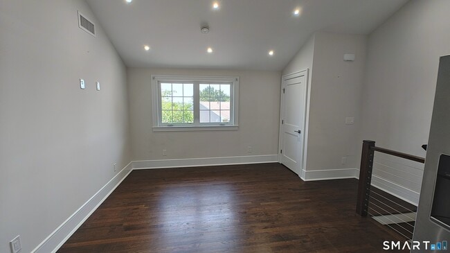 Photo - 38 Poe Ct