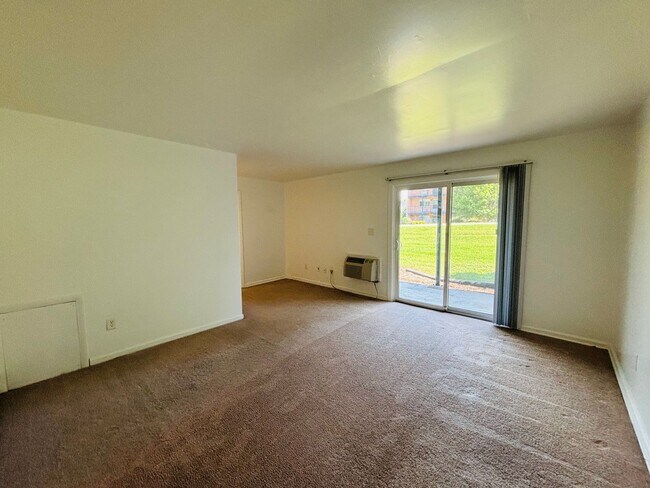 Photo - 1 Bedroom, 1 Bath Apartment Unit 44A