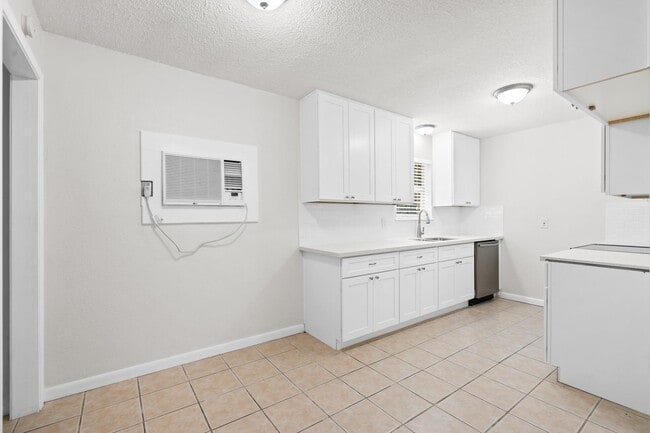 Photo - 14181 Splenwood Dr
