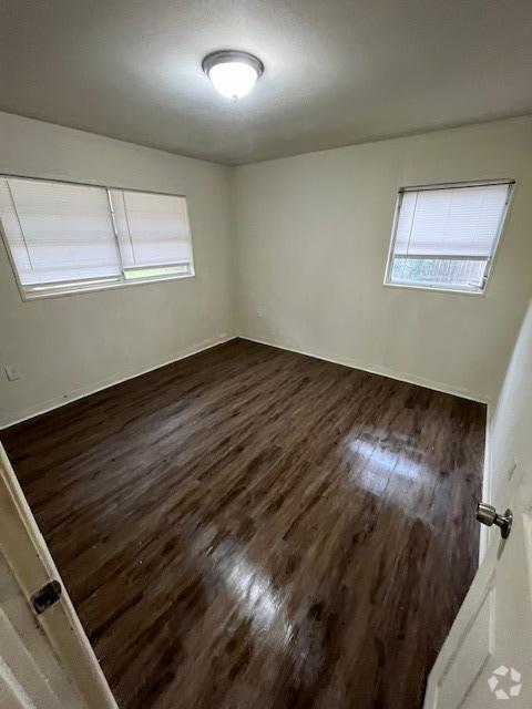 Building Photo - 1107 Calvary St Rental