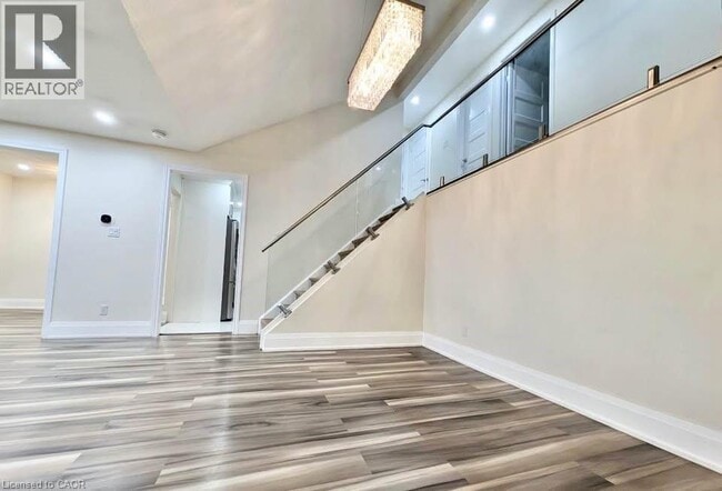 Photo - 68 Briargate Dr