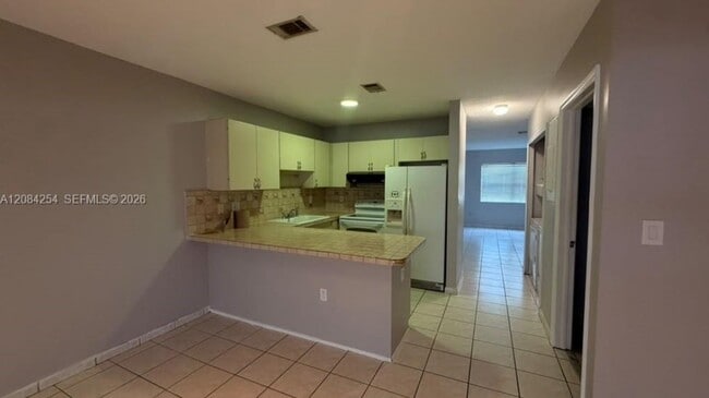 6354 SW 138th Path
