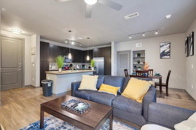 Photo - 7224 Staffordshire Blvd Unit ID1363773P