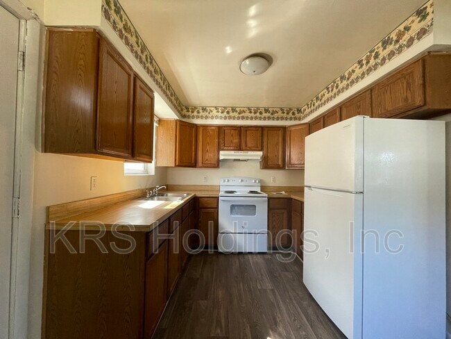 Photo - 1209 Hullview Ave Unit A