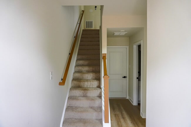 Photo - 12825 Red Clover Wy