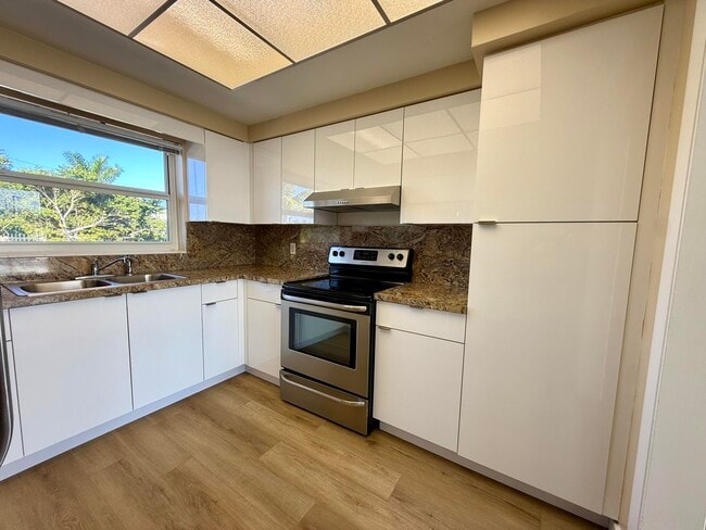 Photo - 1165 E Atlantic Ave Unit A