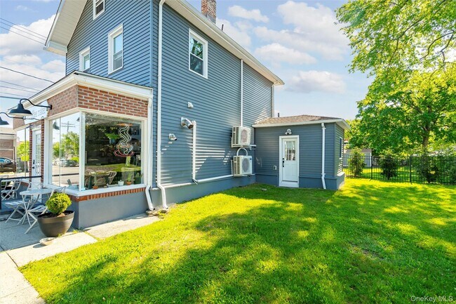 Photo - 78 Maple Ave