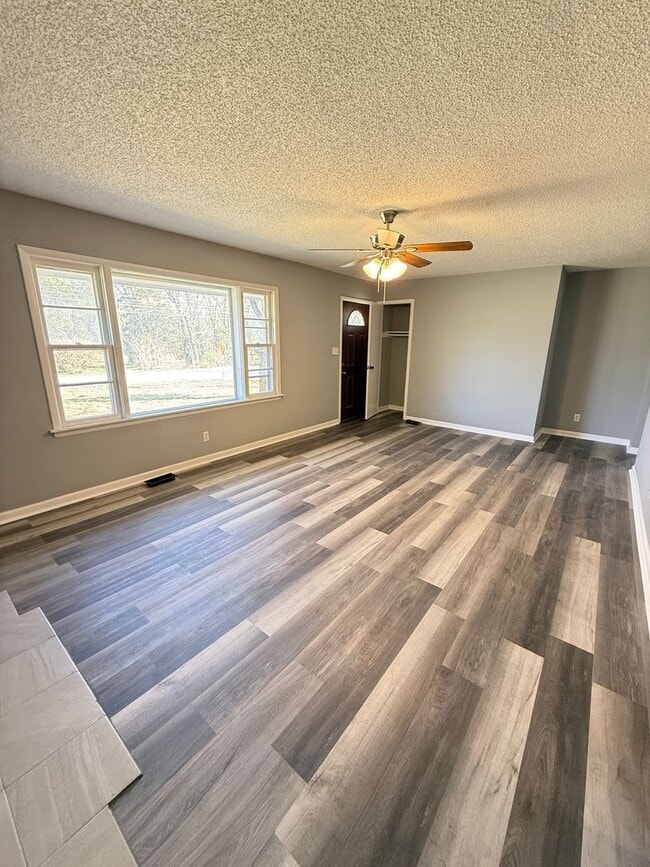 Photo - 4 bedroom/1 bath/detached storage building