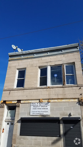 Building Photo - 6427 S Ashland Ave Rental