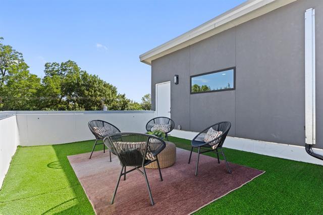 Photo - 5810 Hudson St