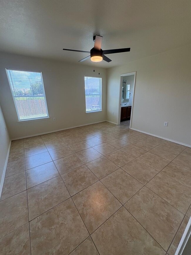 Photo - 1429 Coriander Dr