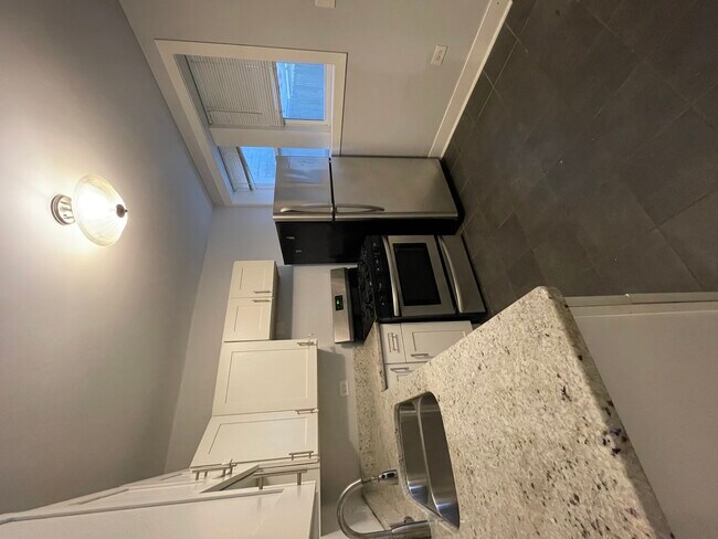 Photo - 851 N Mozart St Unit G