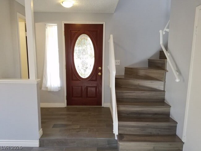 Photo - 7147 Abbeyville Dr