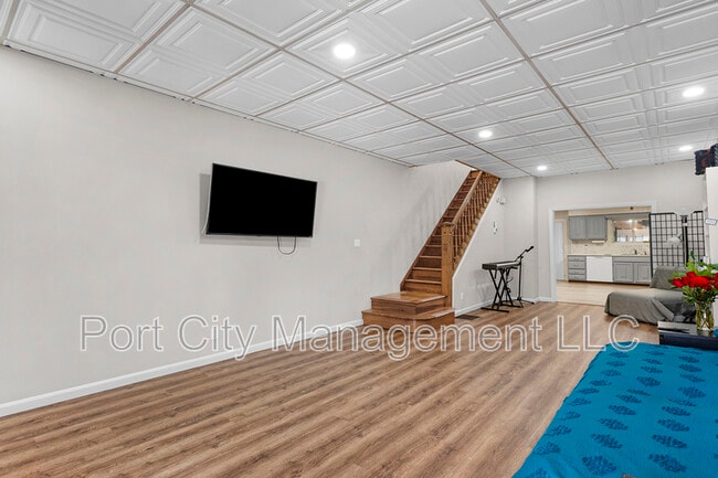 Photo - 114 N Highland Ave