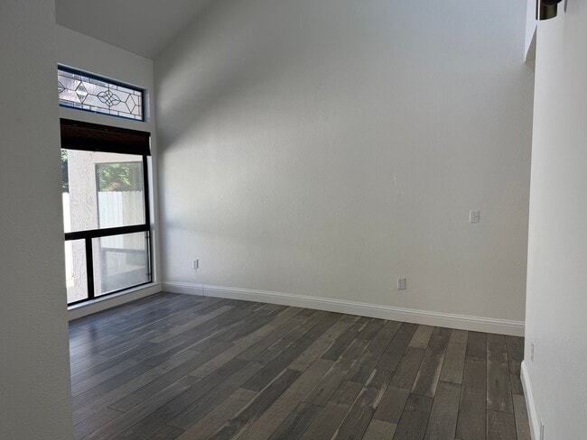 Photo - Gorgeous 2 bedroom 2 bath duplex in the trees