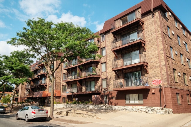 Dupont Avenue Apartments 3513 - Dupont Avenue Apartments 3513