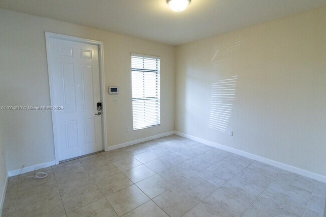 Photo - 11765 SW 238th St