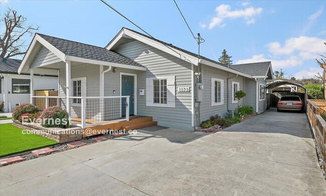 Photo - 1173 Garfield Ave House