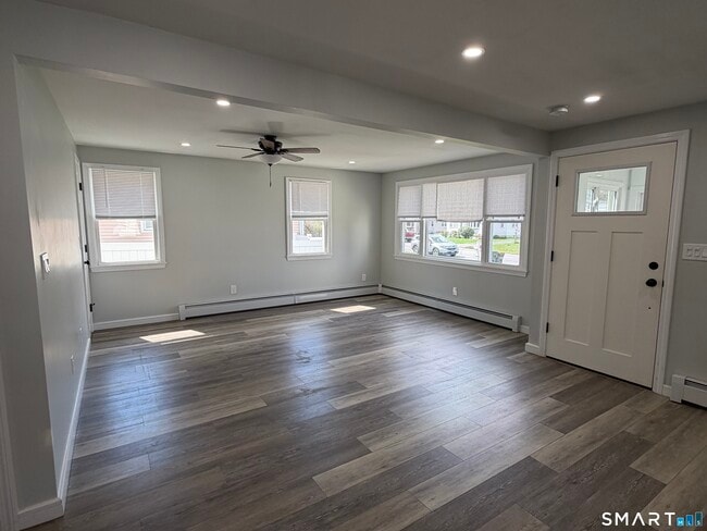 Photo - 65 Roseville St