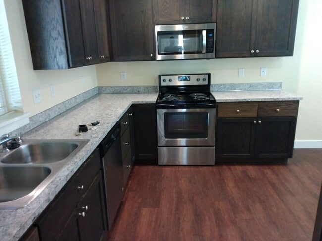 Photo - 430pio Unit 432