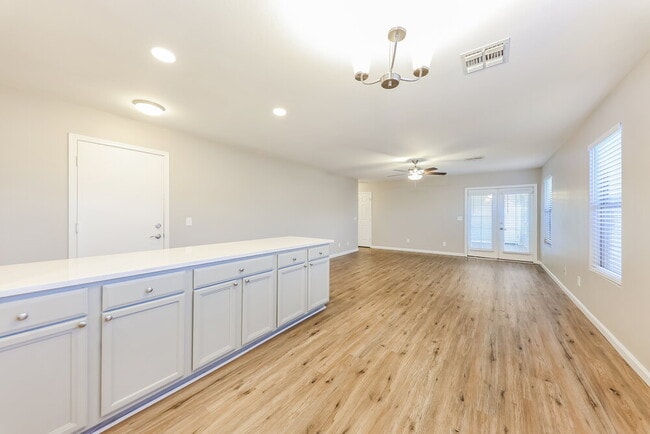 Photo - 18611 North 22nd St