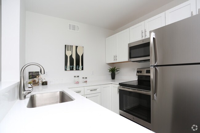 Photo - 5005 San Jacinto