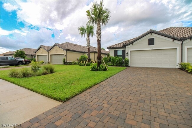 Photo - 15565 Vittorio St