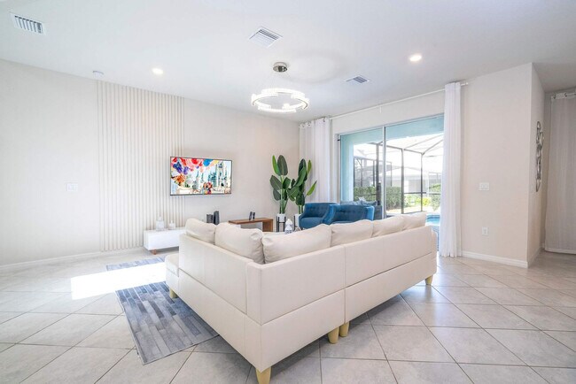 Photo - 7392 Oakmoss Loop Unidad SI ID1603823P