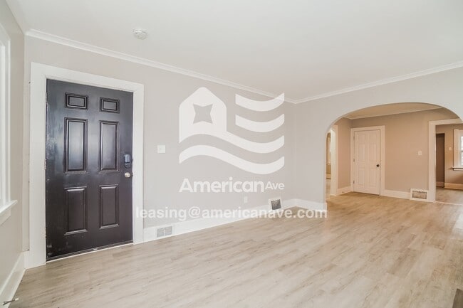 Photo - 1736 Mansfield Rd