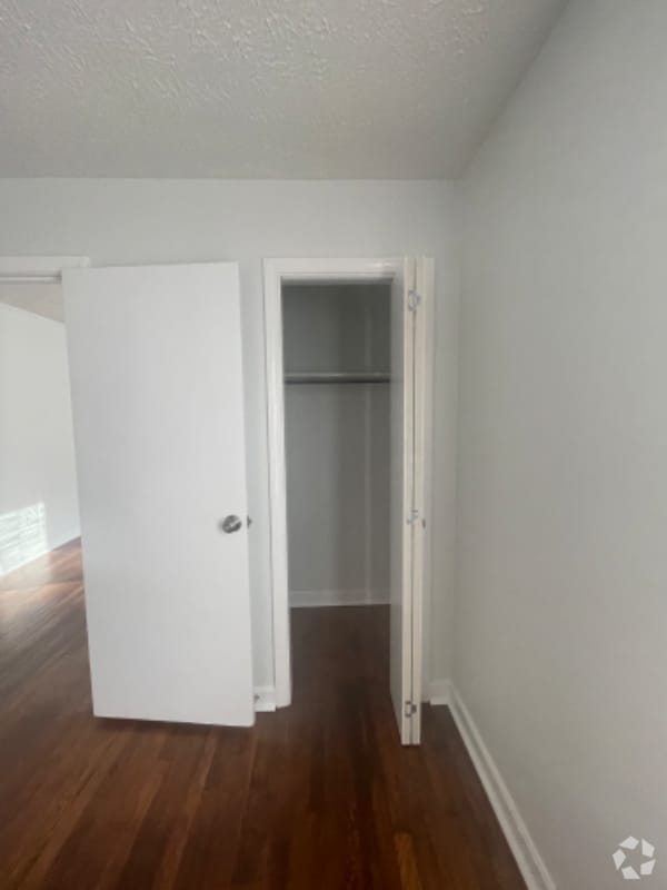 Building Photo - 152 Joseph St Rental