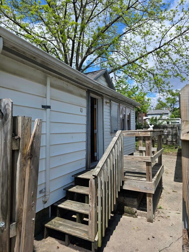 Photo - 10 Cedar St