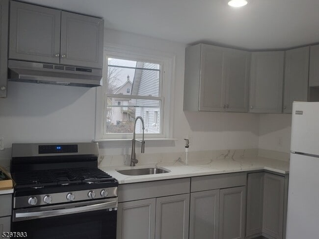 Photo - 35 Harrison St Unit 1