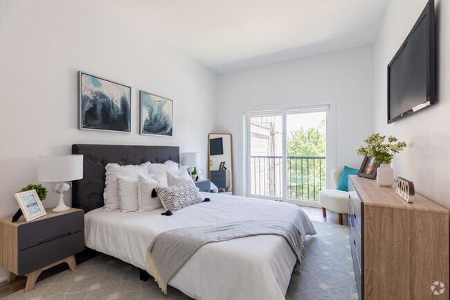 Building Photo - 373 Communipaw Ave Unit 1-2 Rental