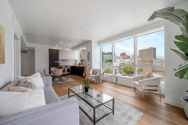 Photo - 1688 Pine St Unit West 902