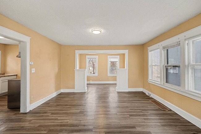 Photo - Beautiful 2 Bedroom 1 Bathroom house in Kansas City!