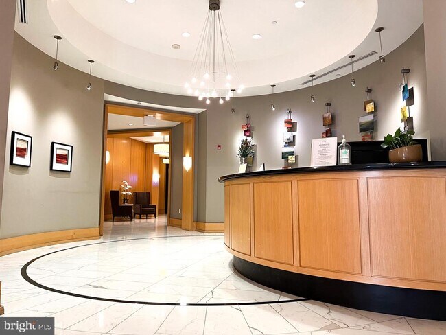 Photo - 155 Potomac Passage Unidad 719