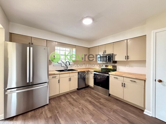 Photo - 8225 Cavan Cir