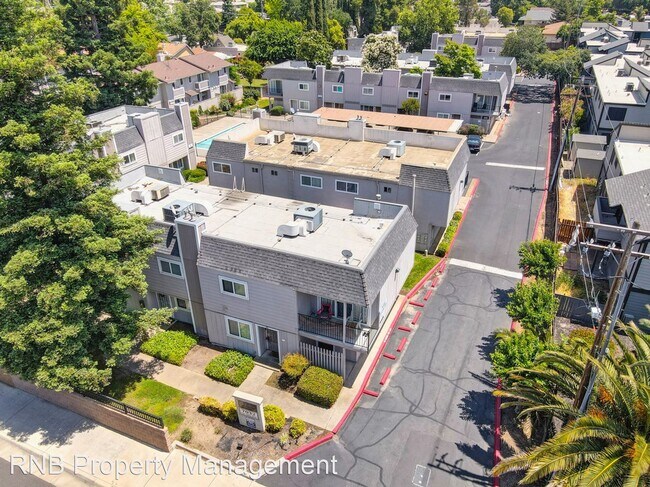 Photo - 2 br, 1.5 bath House - 7032 Fair Oaks Blvd...